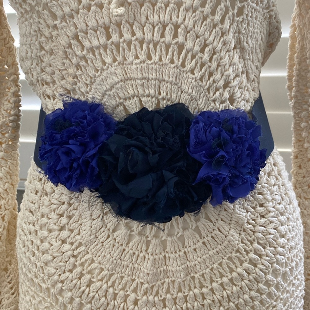 Vintage Y2K 3D Festive Hanukkah 🕎 Floral Holiday Belt